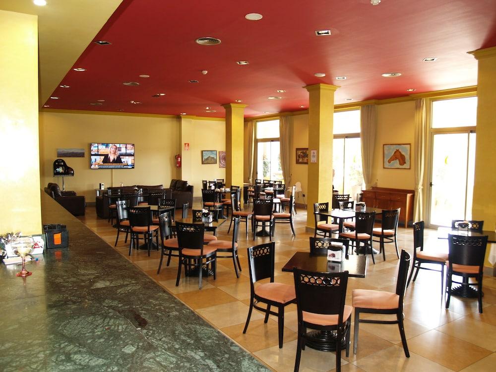 Hotel Montera Plaza Los Barrios Eksteriør bilde