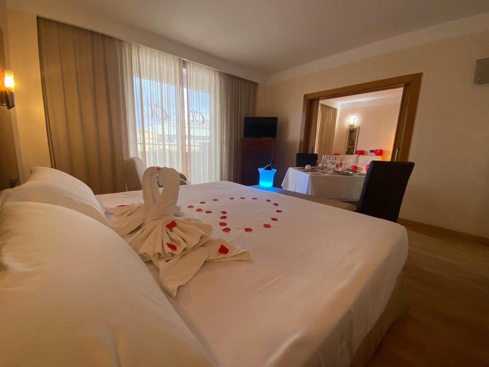 Hotel Montera Plaza Los Barrios Eksteriør bilde